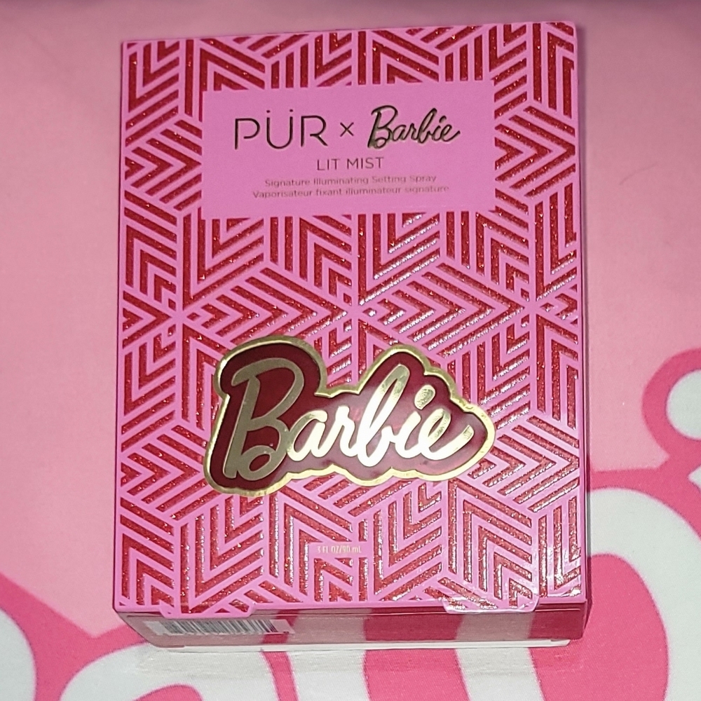 PUR x Barbie illuminating setting spray